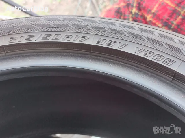 Зимни гуми YOKOHAMA 215/50/17, снимка 4 - Гуми и джанти - 48910203