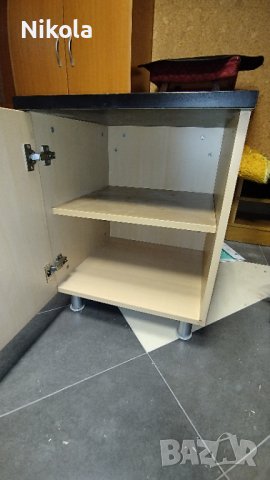 Шкаф цвят бук с черен плот 50/50/ 65см  4бр., снимка 16 - Шкафове - 43478791