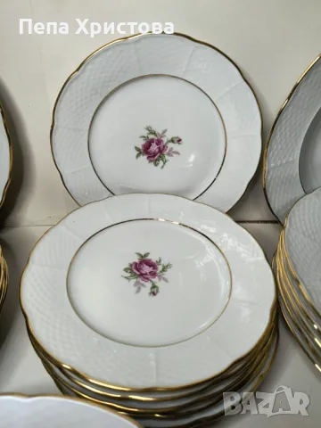 Сервиз за хранене от чехословашки порцелан, снимка 3 - Сервизи - 48168100
