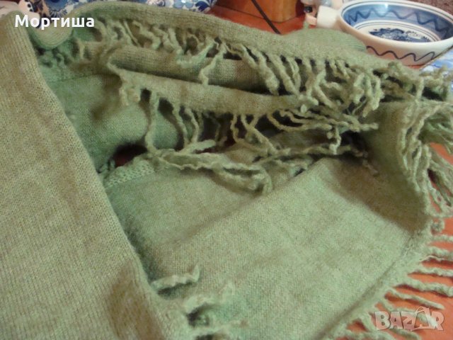 GAP Оригинален 100% мерино шал, снимка 5 - Шалове - 27465335