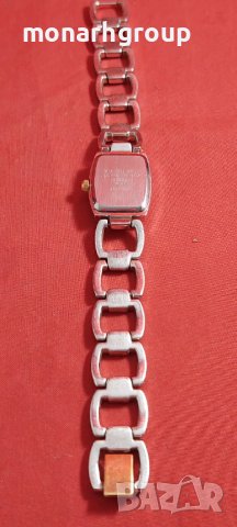 Дамски часовник Armitron, снимка 5 - Дамски - 39717921