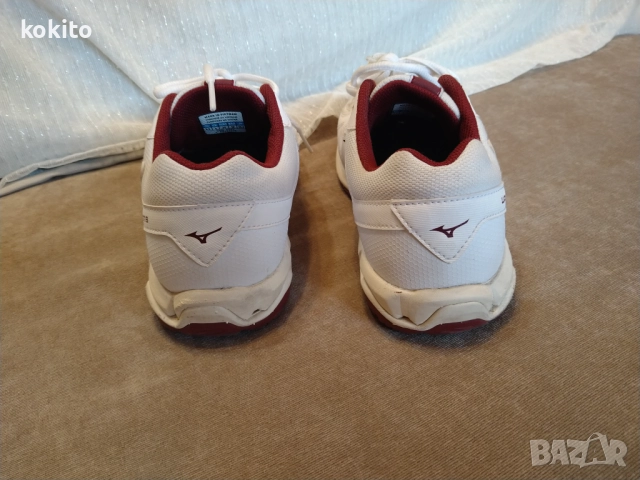 Mizuno - маратонки 39 номер, снимка 2 - Маратонки - 52788578