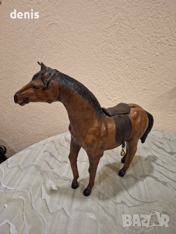 Статуетка на кон  с естествена конска кожа, снимка 4 - Антикварни и старинни предмети - 52528257