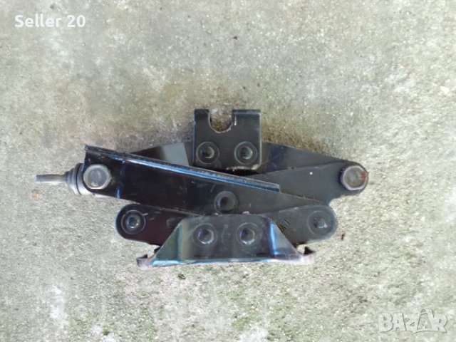 Крик за лек автомобил 