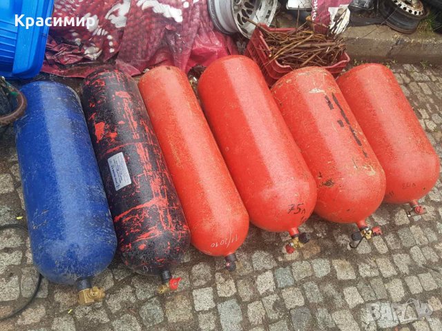 Нови Метанови бутилки със обикновени кранове