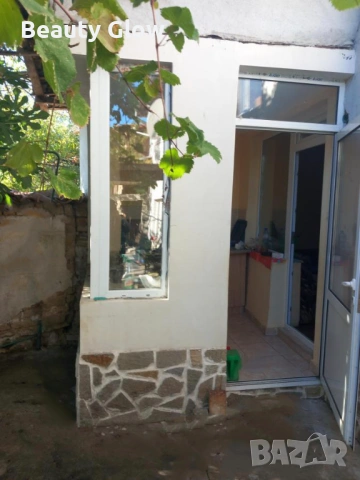Продава се къща в село Дунавци, град Казанлък , снимка 11 - Къщи - 53100293