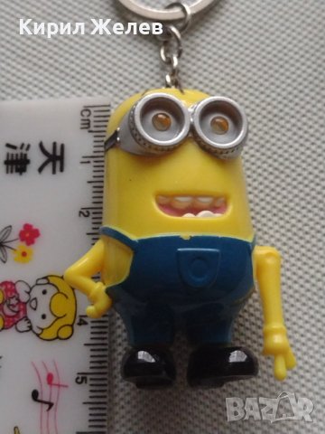 Ключодържател МИНЬОНИТЕ светещи очи подходящ аксесоар за раници 42223, снимка 3 - Други - 43620462