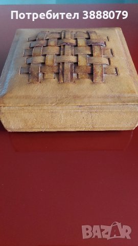 Кожена кутия за бижута 