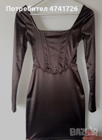 Къса дамска рокля