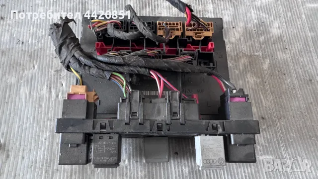 Контролен Модул (Бушонно Табло BSI / BSM ) за VW Golf - 300937049 J 