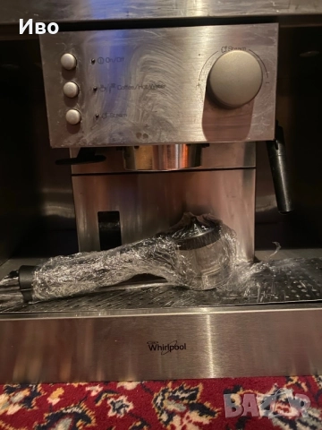 Кафе машина за вграждане "Whirlpool". Спешно и изгодно!, снимка 2 - Кафемашини - 51520044