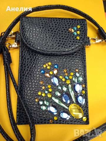Дамски малки чантички за телефон и ключове, снимка 10 - Чанти - 51497956