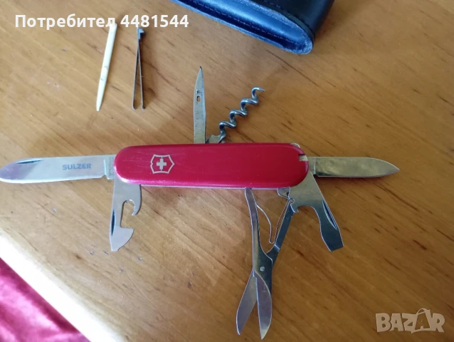 Victorinox ножка с калъф, снимка 3 - Ножове - 50493809