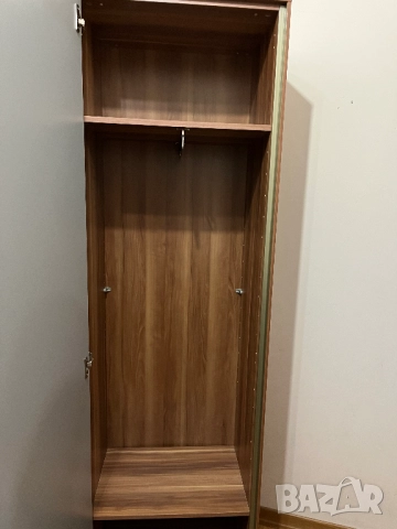 Немски шкаф за антре с огледална врата