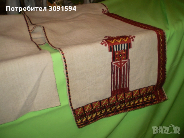 Старо ръчно бродирано перде червена бродерия , снимка 4 - Антикварни и старинни предмети - 53177405