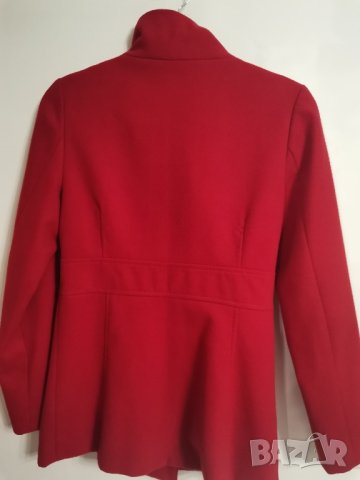 Червено палто на Tally Weijl , снимка 3 - Палта, манта - 43145014