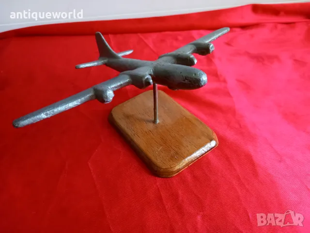 Статуетка Военен Самолет Бомбандировач  В29, снимка 5 - Антикварни и старинни предмети - 50397291