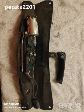 Продавам - заключване багажник к-т за БМВ Х5 Е70, снимка 2 - Части - 28812374