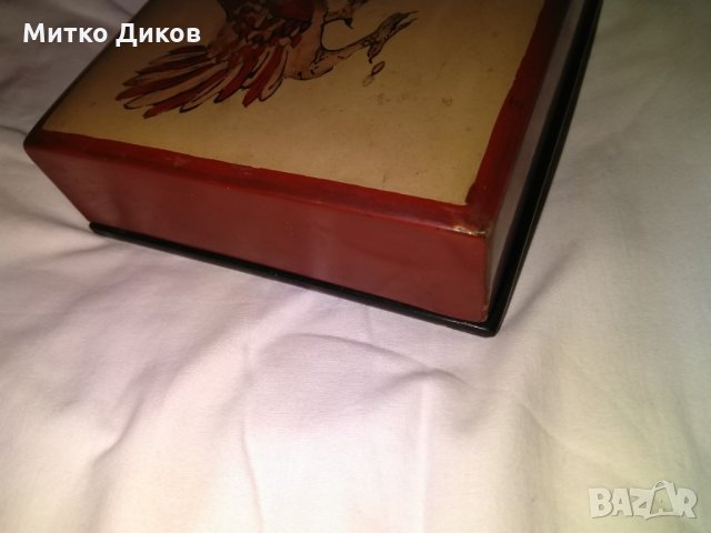 Кутия полирана ръчно рисувана маркирана петли дървена отвън 217х146х45мм и вътре 190х119х34мм, снимка 4 - Декорация за дома - 29039163