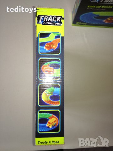 Детска светеща писта с количка - 96 елемента, снимка 4 - Коли, камиони, мотори, писти - 27212058