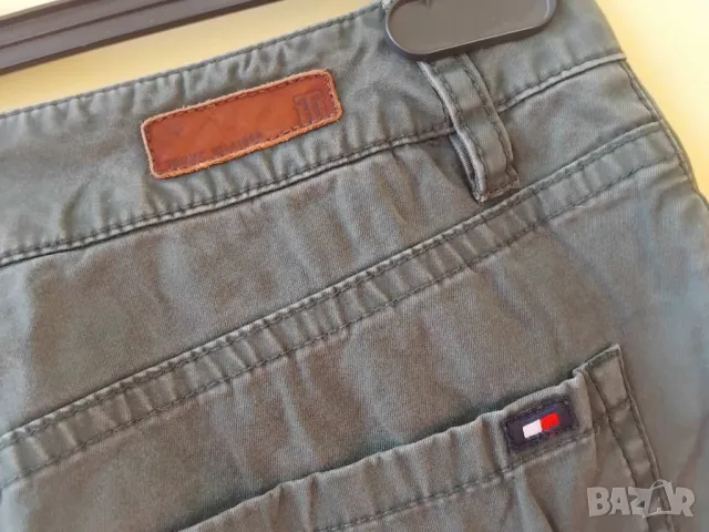 Tommy Hilfiger 100% оригинален дамски панталон, снимка 2 - Панталони - 49147540