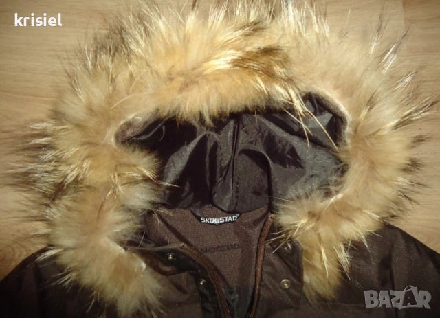SKOGSTAD--ПУХЕНКА С ГЪШИ ПУХ И ЯКА ОТ ЛИСИЦА--М номер, снимка 2 - Якета - 52314079