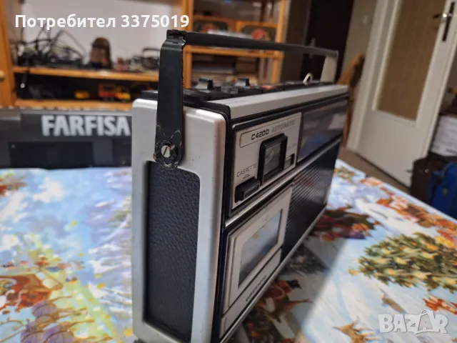 Касетофон Грундиг за части, снимка 2 - Радиокасетофони, транзистори - 49336941