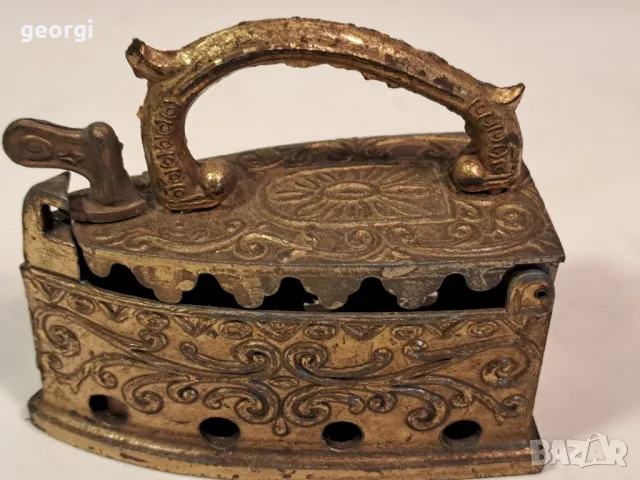 ретро месингова ютия 24/4, снимка 2 - Антикварни и старинни предмети - 49525191