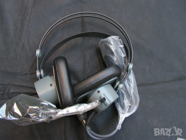 Професионални комуникационни слушалки с микрофон AKG Q-34, снимка 11 - Слушалки и портативни колонки - 38387294