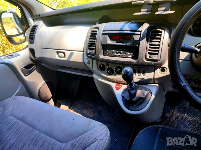 Renault Trafic 2.0 DCI 115 .к.с, снимка 4 - Бусове и автобуси - 46687947