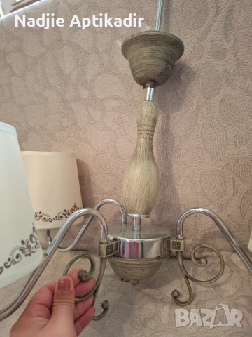 Запазен полилей с красиви орнаменти