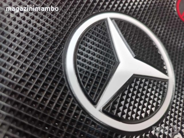 Mercedes-Benz Anti Slip mat подложка, снимка 3 - Аксесоари и консумативи - 44027654