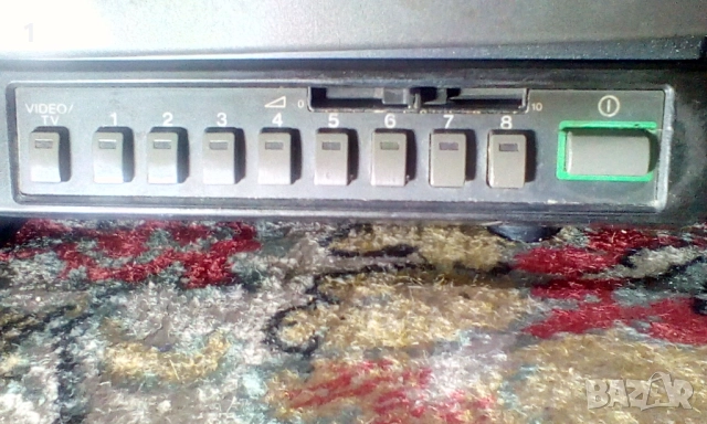 Ретро телевизор Sony Trinitron, снимка 4 - Антикварни и старинни предмети - 51875396