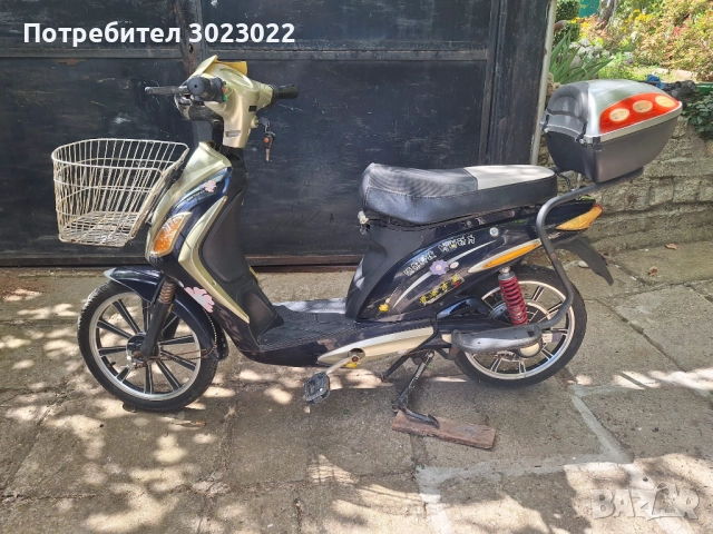 Електрически скутер, снимка 2 - Велосипеди - 51794232