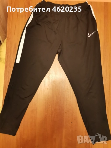 Долнище Nike размери M, L , снимка 2 - Спортни дрехи, екипи - 52031398