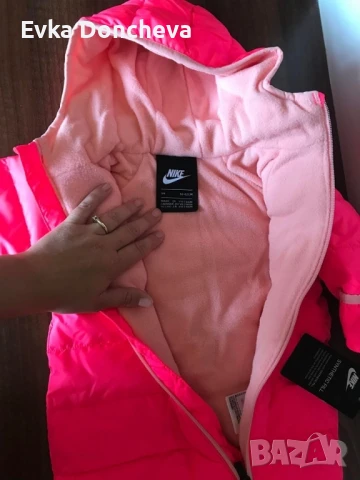 Нов Оригинален зимен ескимос Nike 3-6м, 9-12м , снимка 2 - Бебешки ескимоси - 51312501