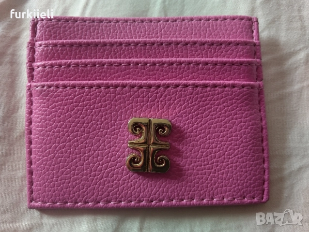 Нов дамски визитник Pierre Cardin 