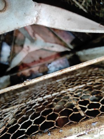 🍯Поцинкована центрофуга за мед 4 рамкова - перфектна!, снимка 9 - Други инструменти - 36703375