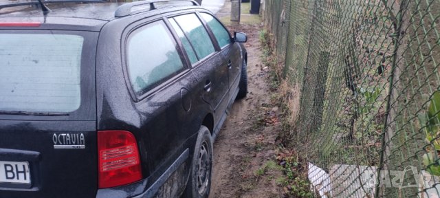 Продавам Skoda Octavia 1.6/102оня/2004г.  - на части, снимка 4 - Автомобили и джипове - 43429229