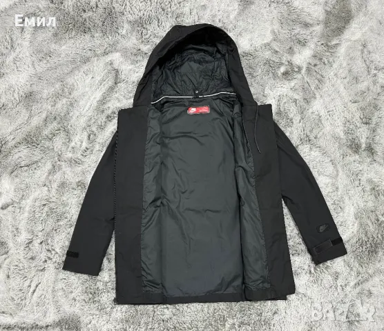 Дамско яке Nike Tech Uptown Parka, Размер S (леко уголемено), снимка 3 - Якета - 47767761