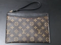 Louis Vuitton чанта тип плик , снимка 1