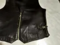 Елек женски рокерски размер С естествена кожа отличен, снимка 2