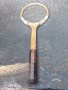 Дървена тенис ракета Dunlop, снимка 1 - Тенис - 38539566