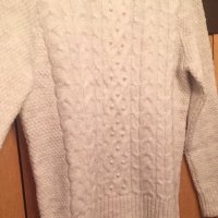 Страхотен пуловер с перли, снимка 3 - Блузи с дълъг ръкав и пуловери - 26820719