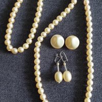 Комплект перли от соц-а / гердан и 2 чифта обеци, снимка 1 - Бижутерийни комплекти - 32873198