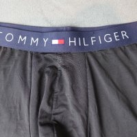 Tommy Hilfiger L размер мъжки боксерки в черно, снимка 2 - Бельо - 39507385