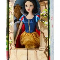 Оригинална кукла Снежанка и седемте джуджета - чупещи стави - Дисни Стор Disney Store , снимка 6 - Кукли - 36595590