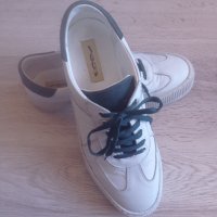 Продавам мъжки обувки естествена кожа , снимка 1 - Спортно елегантни обувки - 38500075