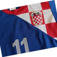 Две футболни  тениски Хърватска,Modric,Srna, снимка 9 - Фен артикули - 33378415
