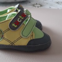 Буйки Tuc Tuc, снимка 1 - Бебешки обувки - 43711429